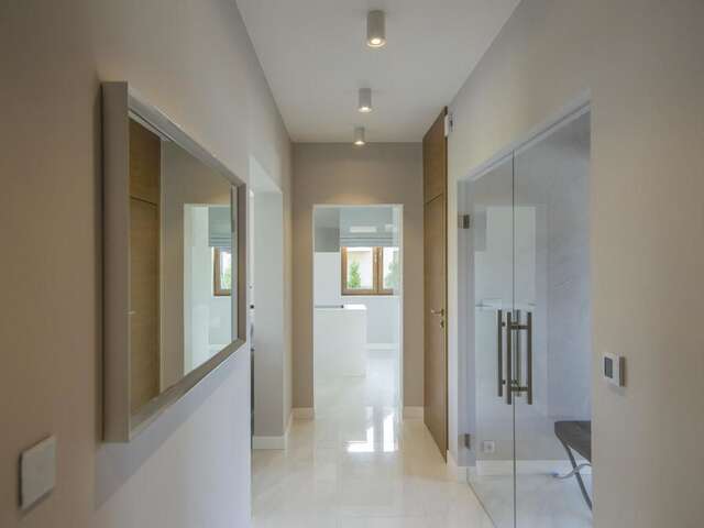 Виллы Luxury villa Wanda Carlo Cisownica-17